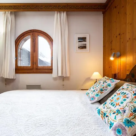 2br Close To Lift With Mt Blanc View