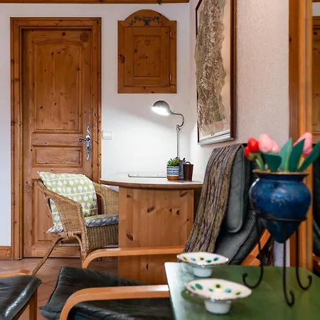 2br Close To Lift With Mt Blanc View 아파트